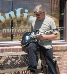 Man playing guitar